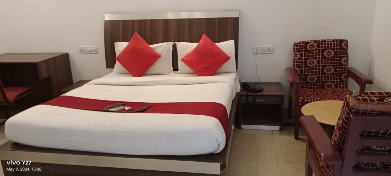 Hotel Mount Heera 2*