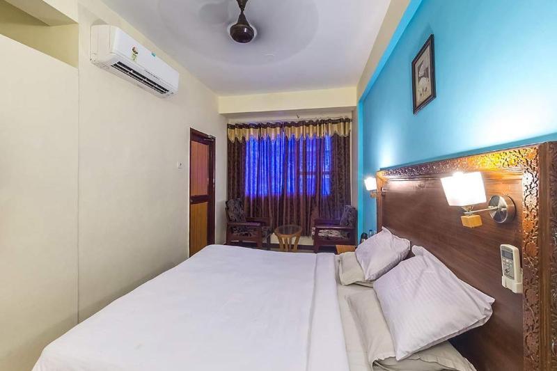 Hotel Mount Heera 2*