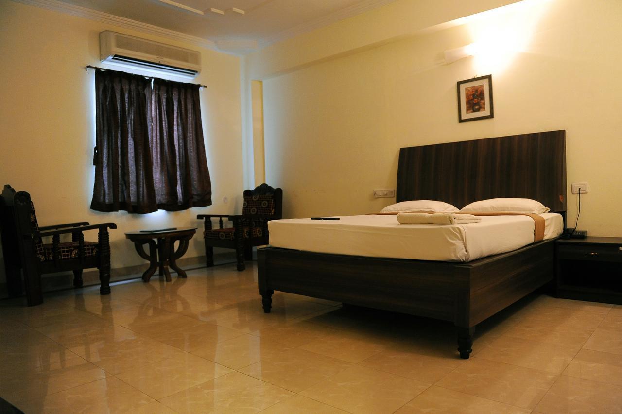 Hotel Mount Heera 2*